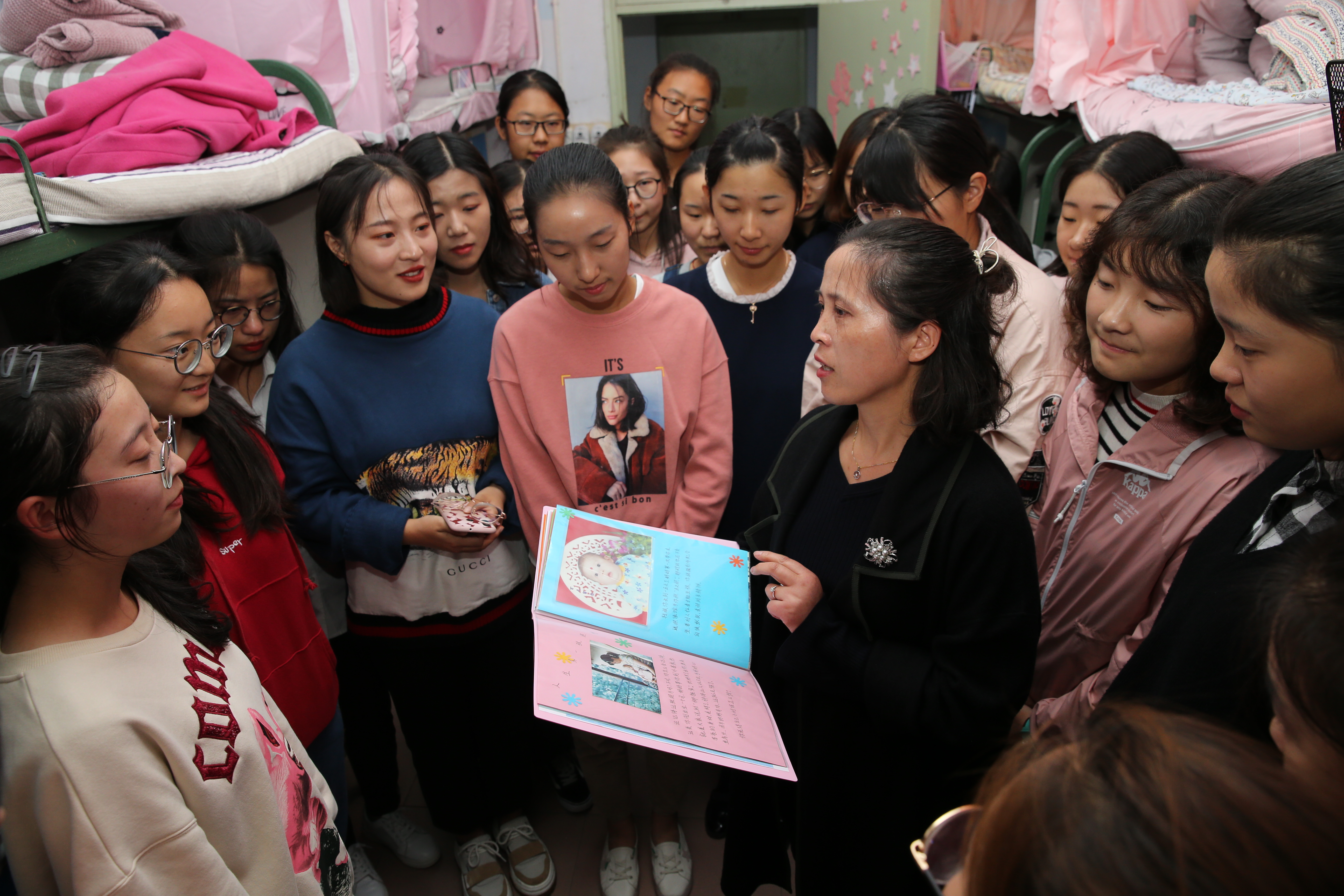 AT8V5016.JPG AT8V5016.JPG